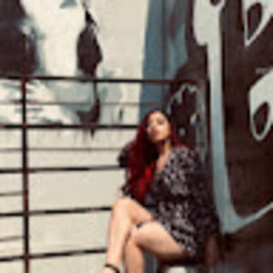 Meet your Posher, Alondra